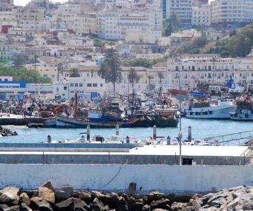 Circuit touristique au Maroc : paysages et médinas de Tanger et Chefchaouen